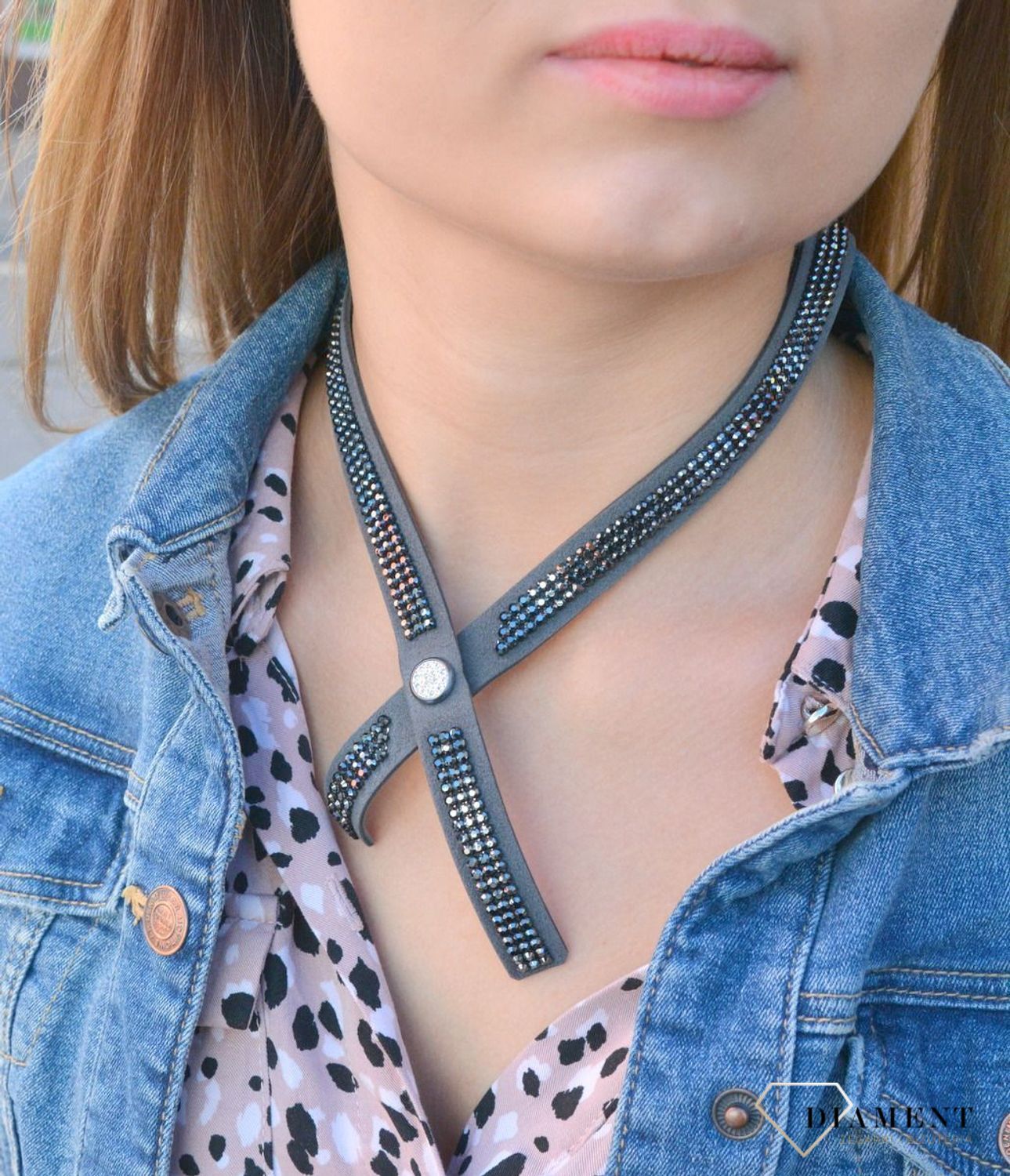 Naszyjnik choker Swarovski z kryształkami w kolorze Sparkle Grey Jet NMESH3HJ.jpg