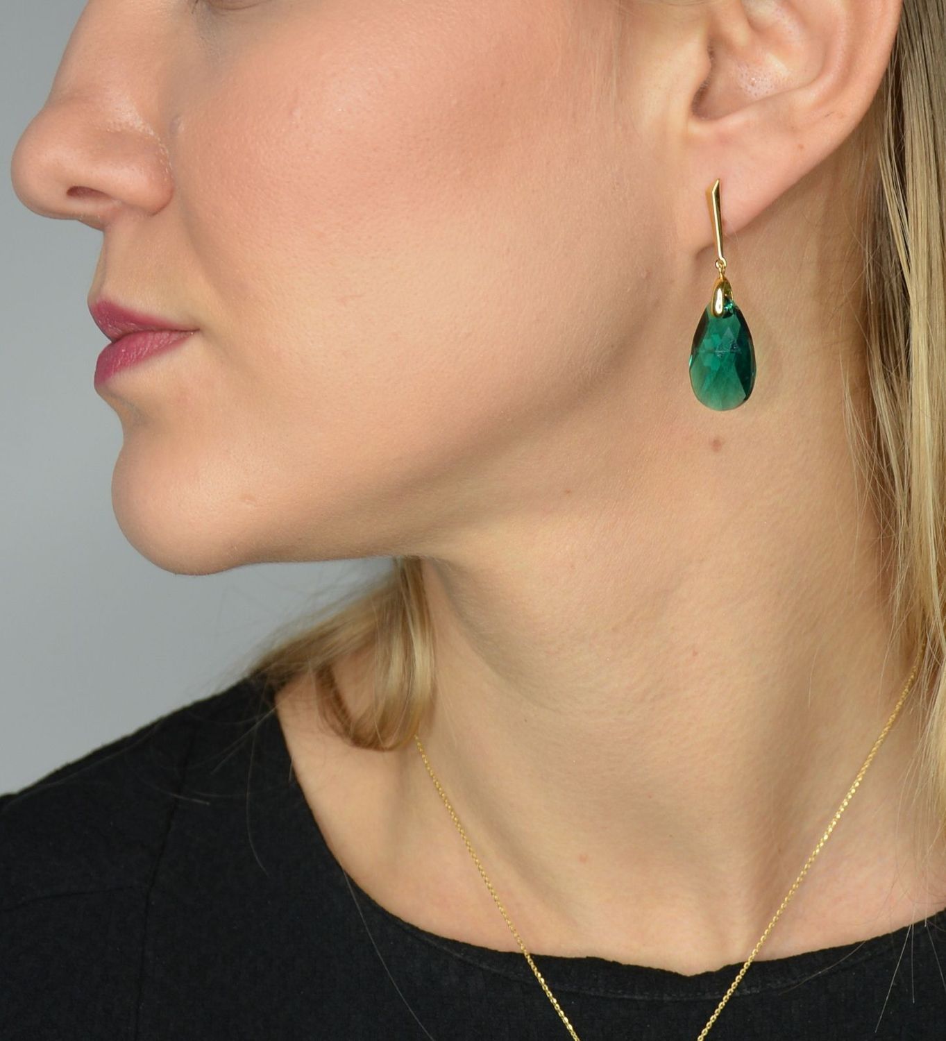 Naszyjnik pokryty złotem Swarovski zielony kryształ. Naszyjnik srebrny 'Bogata kobieta' prezent dla mamy..jpg