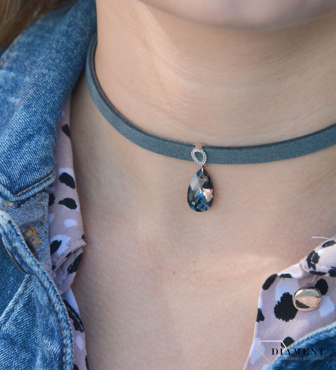 Naszyjnik choker Swarovski szara alcantara z kryształkiem Silver Night NOC610616HSN.jpg