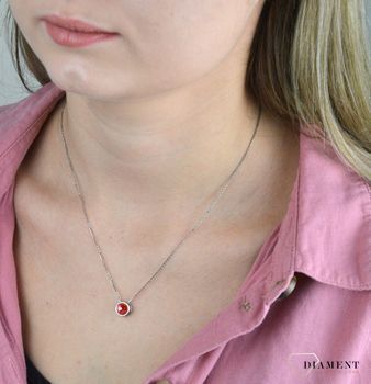 Naszyjnik Srebrny Spark Swarovski Tiny Bonbon Padparadscha NR1122SS29PA. Naszyjnik wykonany ze srebra próby 925 oraz ekskluzywnych kryształów Swarovski® crystals w kolorze Padparadscha (3).JPG