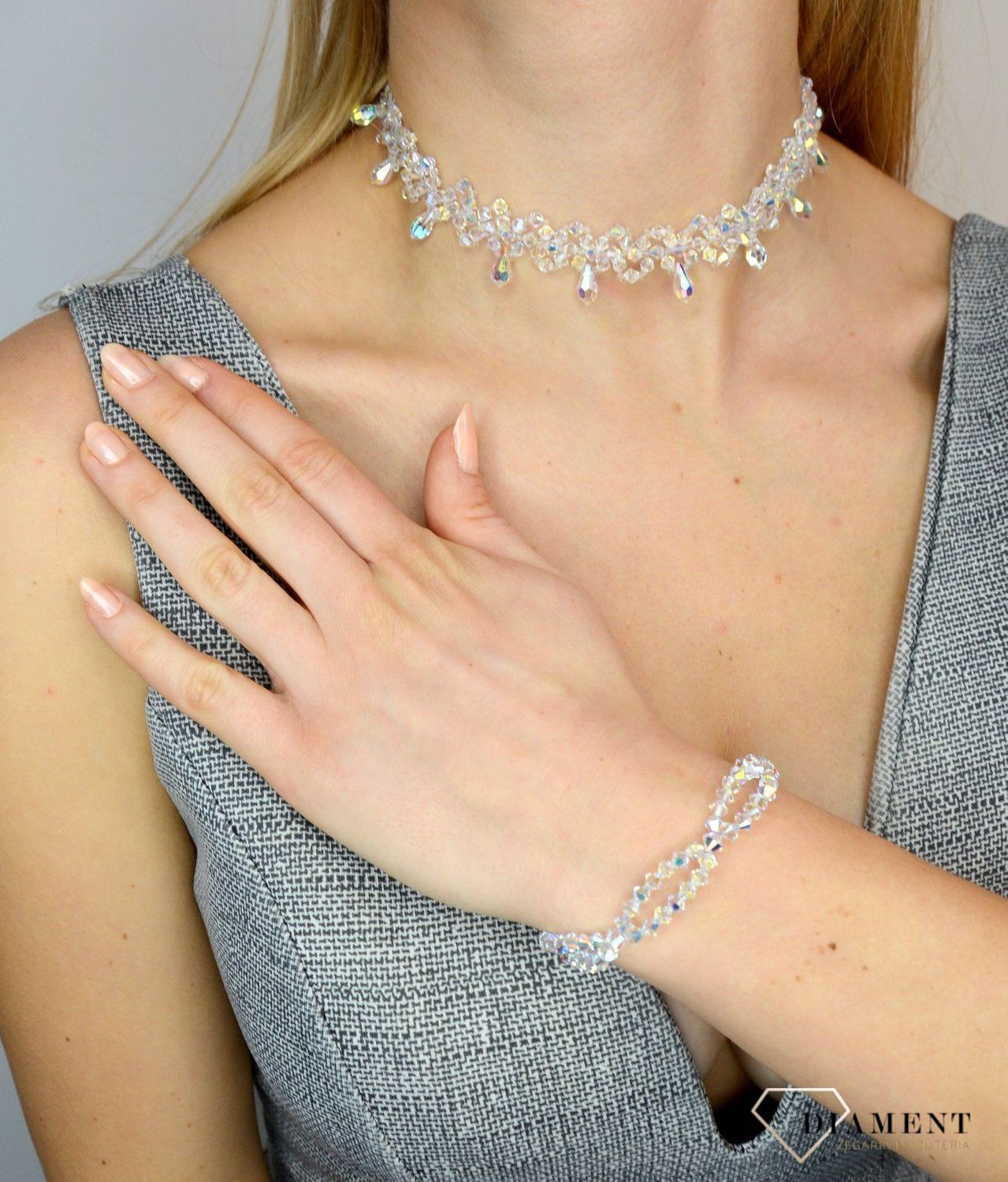 Naszyjnik element Swarovskiego w opalizująym kolorze NR372-1AB wykonany ze srebra próby 925 oraz ekskluzywnych kryształów Swarovski® crystals. Niezwykle elegancka bransoleta (5).JPG