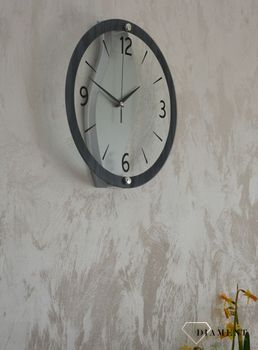 Nowoczesny zegar ścienny do salonu JVD okrągły NS19038. Zegar ścienny w okrągłej szklanej obudowie. Zegar ścienny z cyframi arabskimi i indeksami w kolorze czarnym. Zegar ścienny z płynącym sekundnikiem.  (1).JPG