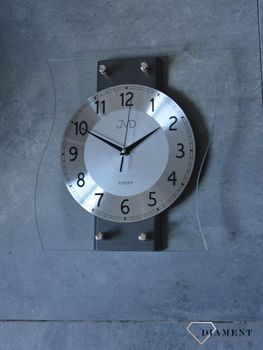 Ścienny zegar szklany z drewnem grafitowy NS21053.2 Nowoczesny zegar drewniany  ze srebrnymi cyframi. Zegary do nowoczesnego wnętrza.  (14).JPG