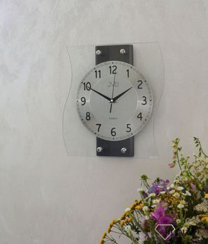 Ścienny zegar szklany z drewnem grafitowy NS21053.2 Nowoczesny zegar drewniany  ze srebrnymi cyframi. Zegary do nowoczesnego wnętrza.  (3).JPG