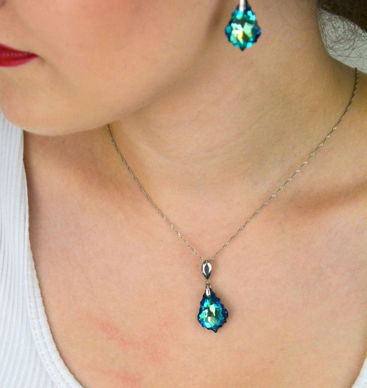 Naszyjnik srebrny próba 925 NS6090BB – Zawieszka łezka z kryształem Swarovski Bermuda Blue.jpg