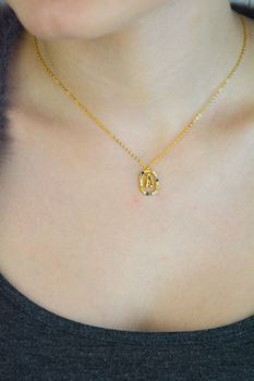 Elegancki naszyjnik srebrny damski NSP6471-AZ 💎 łańcuszek ankier z owalną zawieszką i kolorową cyrkonią z literką A. Srebro próby 925, długość 40 cm + 9 cm, waga 2,10 g, zapięcie karabińczyk. Subtelna, personalizowana biż (3).JPG