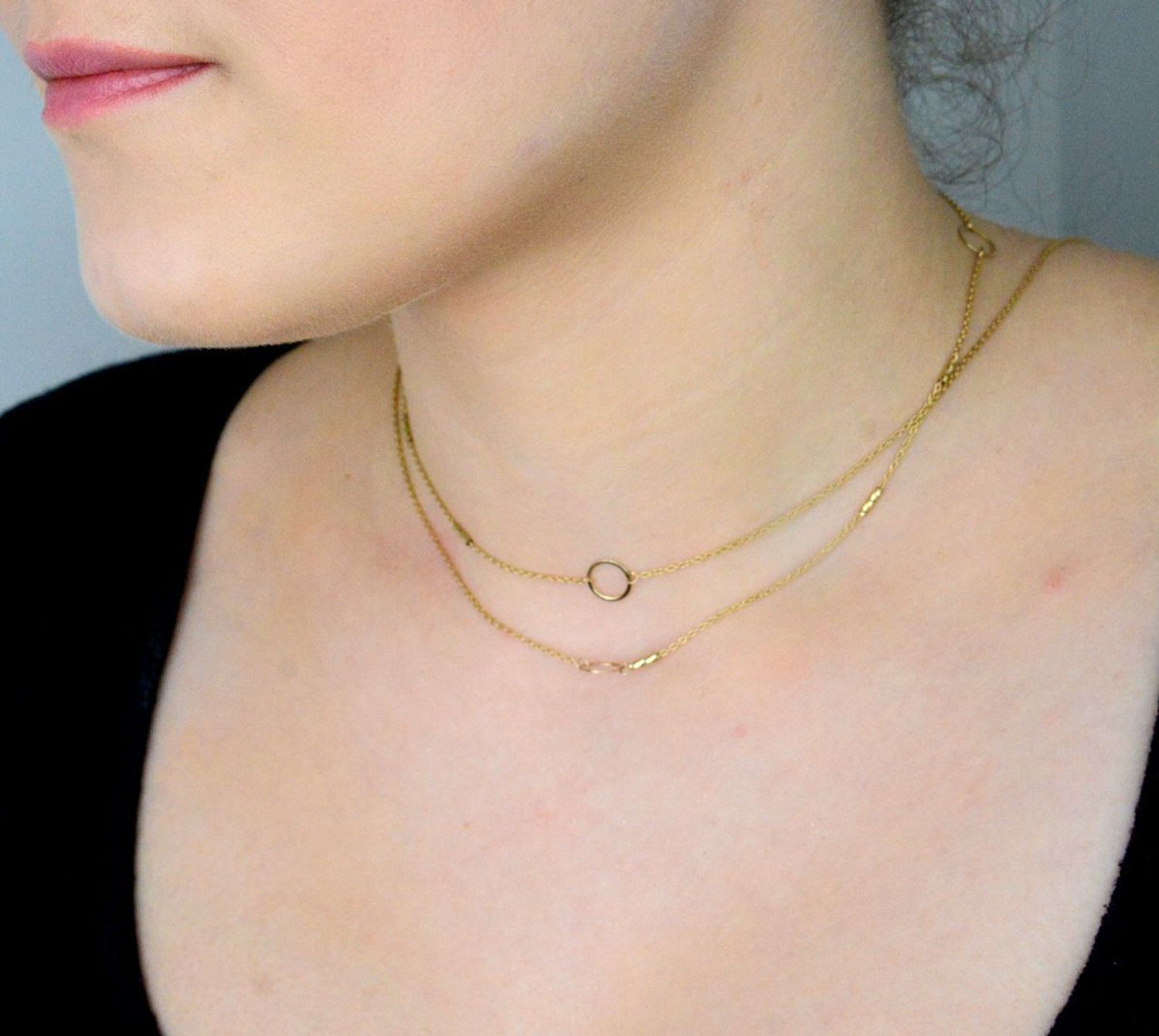 Złoty długi naszyjnik celebrytka puste kółka 333- NSZ-000000-010-333.  Naszyjnik celebrytka puste kółeczka wykonany z 8-karatowego złota. 1.jpg