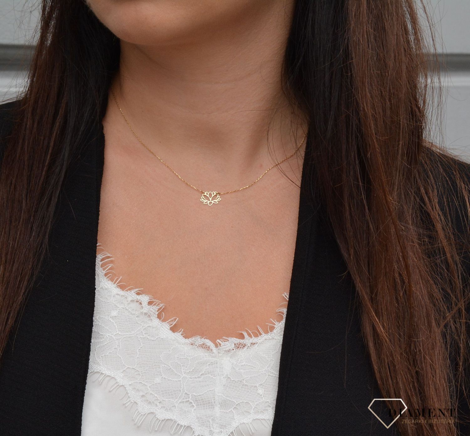 Naszyjnik złota celebrytka kwiat lotosu.jpg