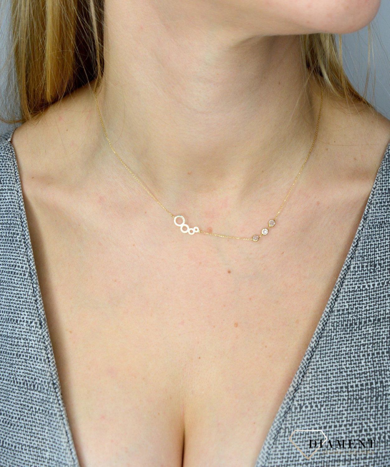 Naszyjnik złoty próby 585 z cyrkoniami NSZ-000000-037-585 Jest to idealny pomysł na prezent dla ukochanej, który został wykonany z wysokiej jakości 14-karatowego żółtego złota..jpg