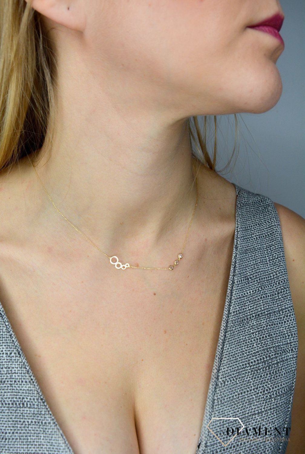 Naszyjnik złoty próby 585 z cyrkoniami NSZ-000000-037-585 Jest to idealny pomysł na prezent dla ukochanej, który został wykonany z wysokiej jakości 14-karatowego żółtego złota..jpg