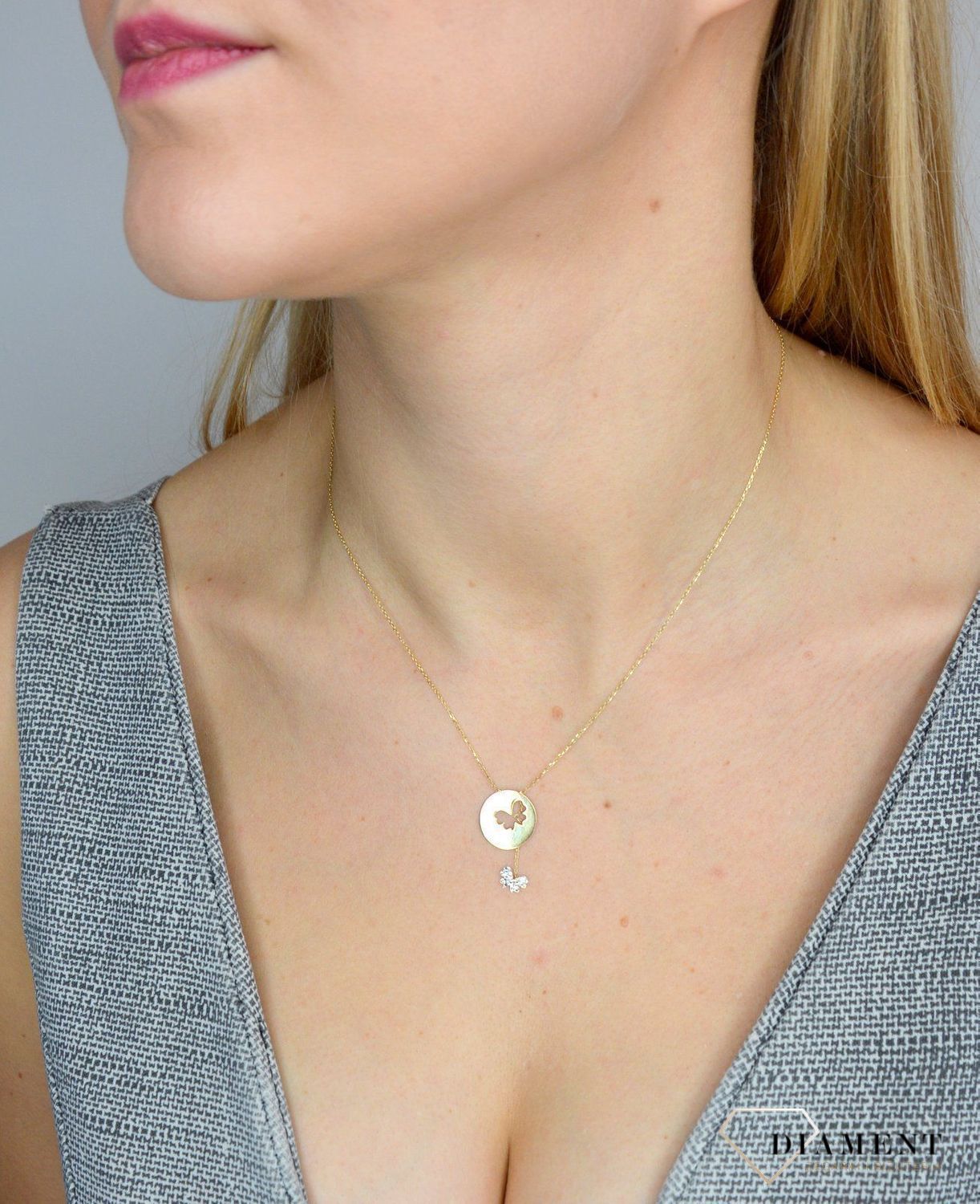 Naszyjnik złoty motylek w kółku NSZ-000000-040-585.jpg