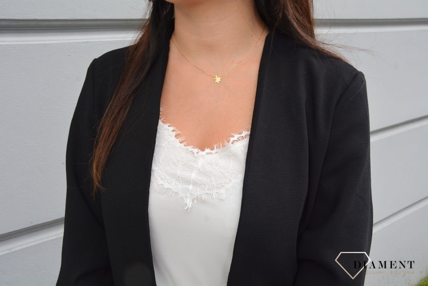 Złoty naszyjnik celebrytka puzzel.jpg