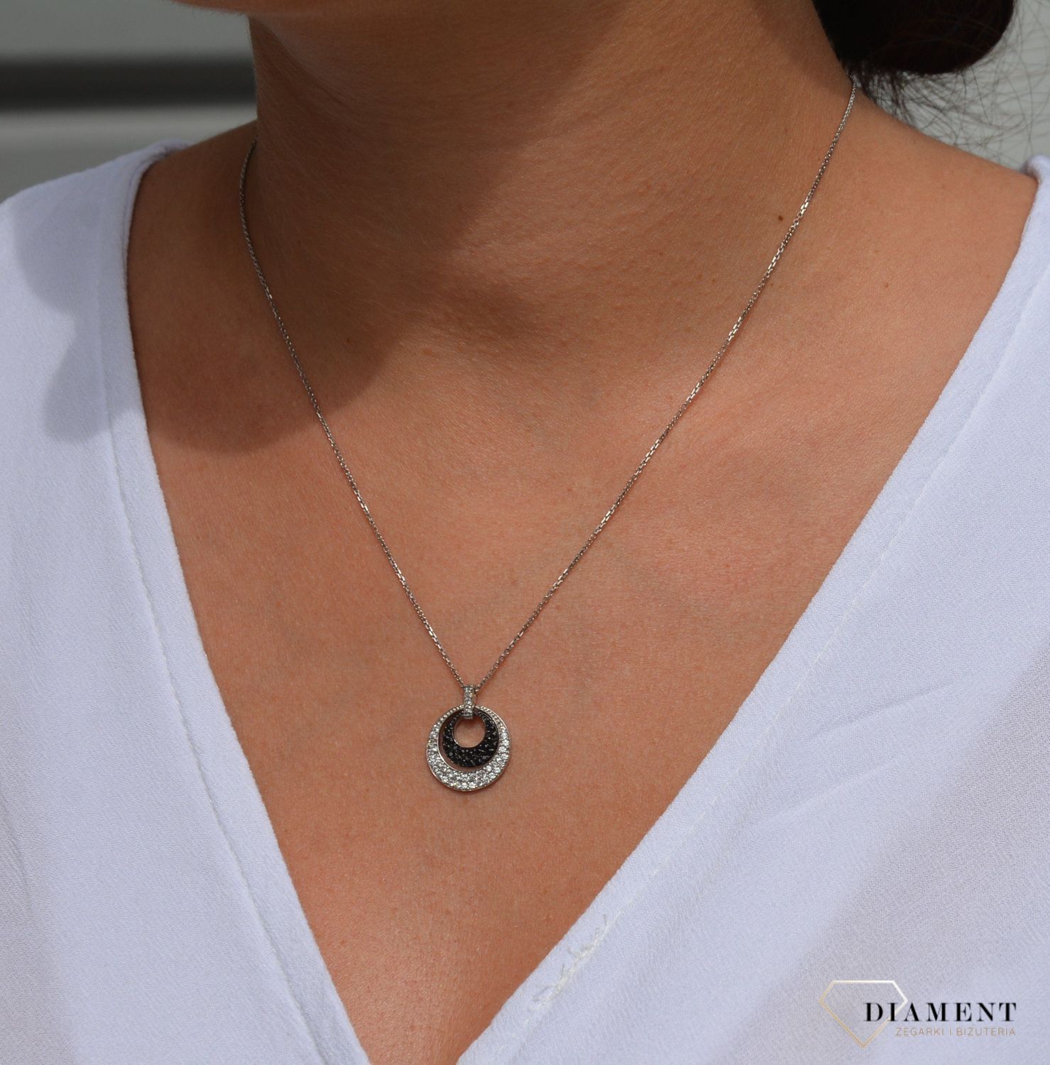 Złoty naszyjnik celebrytka 585 białe złoto 'okrągła zawieszka z cyrkonią'.jpg