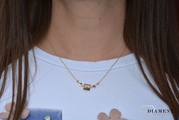Złoty naszyjnik celebrytka z trójkątem✓Złote Naszyjniki Damskie w Sklepie z Biżuterią zegarki-diament (2).JPG