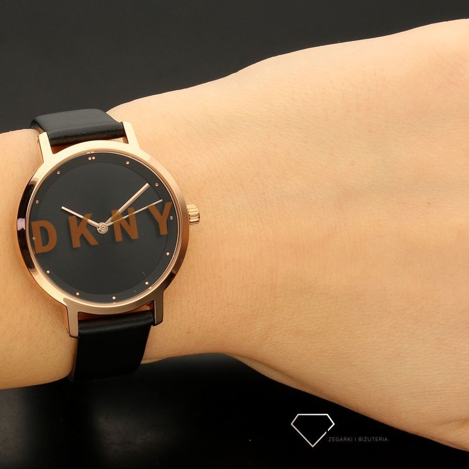 Zegarek damski DKNY The Moderist NY2842.jpg