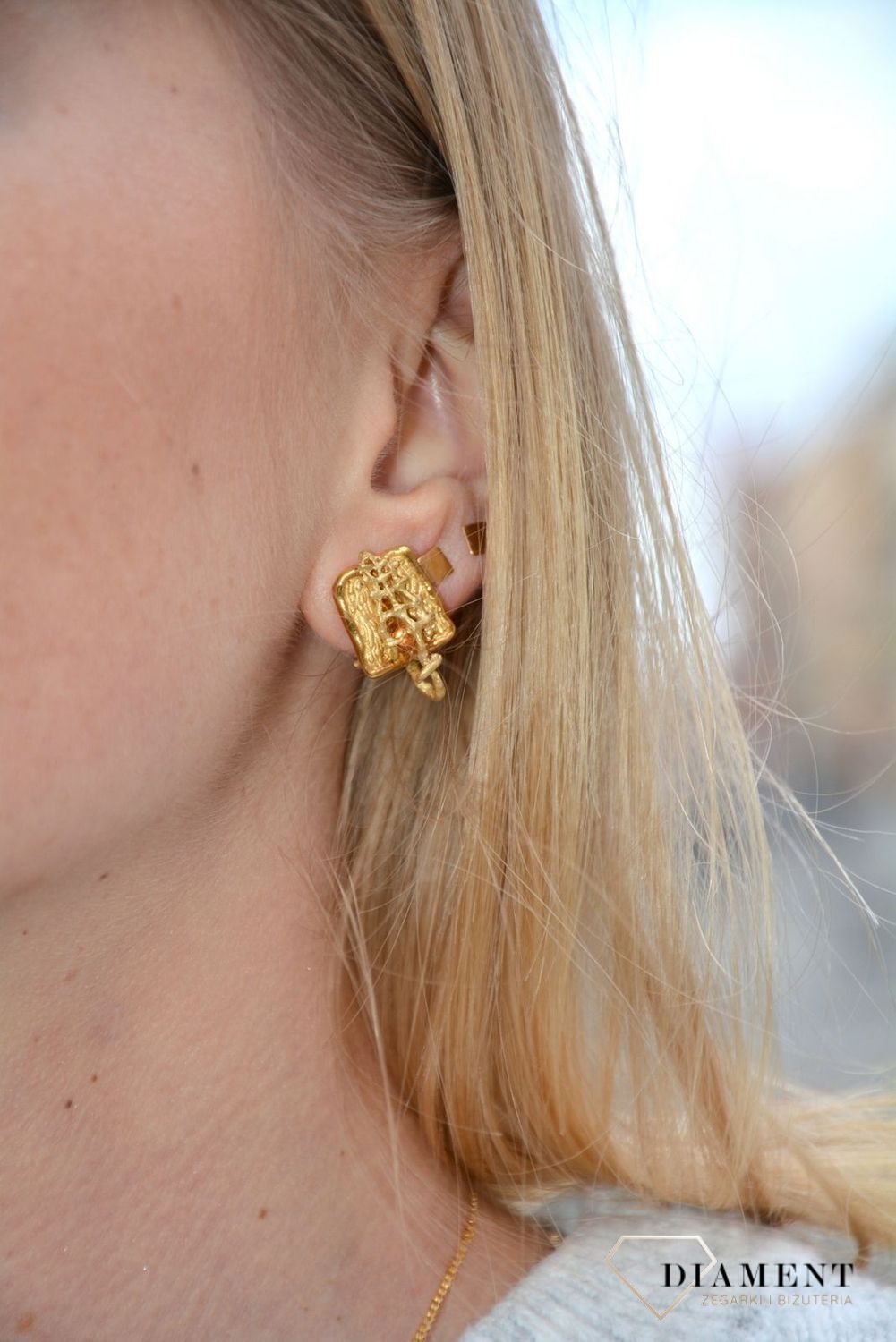 Złote kolczyki 585 matowe złoto Graziella. Kolczyki złote w Sklepie z Biżuterią zegarki-diament.pl✓Piękne i Eleganckie Kolczyki dla Kobiet✓Biżuteria damska idealna na prezent dla każdej kobiety (2).jpg