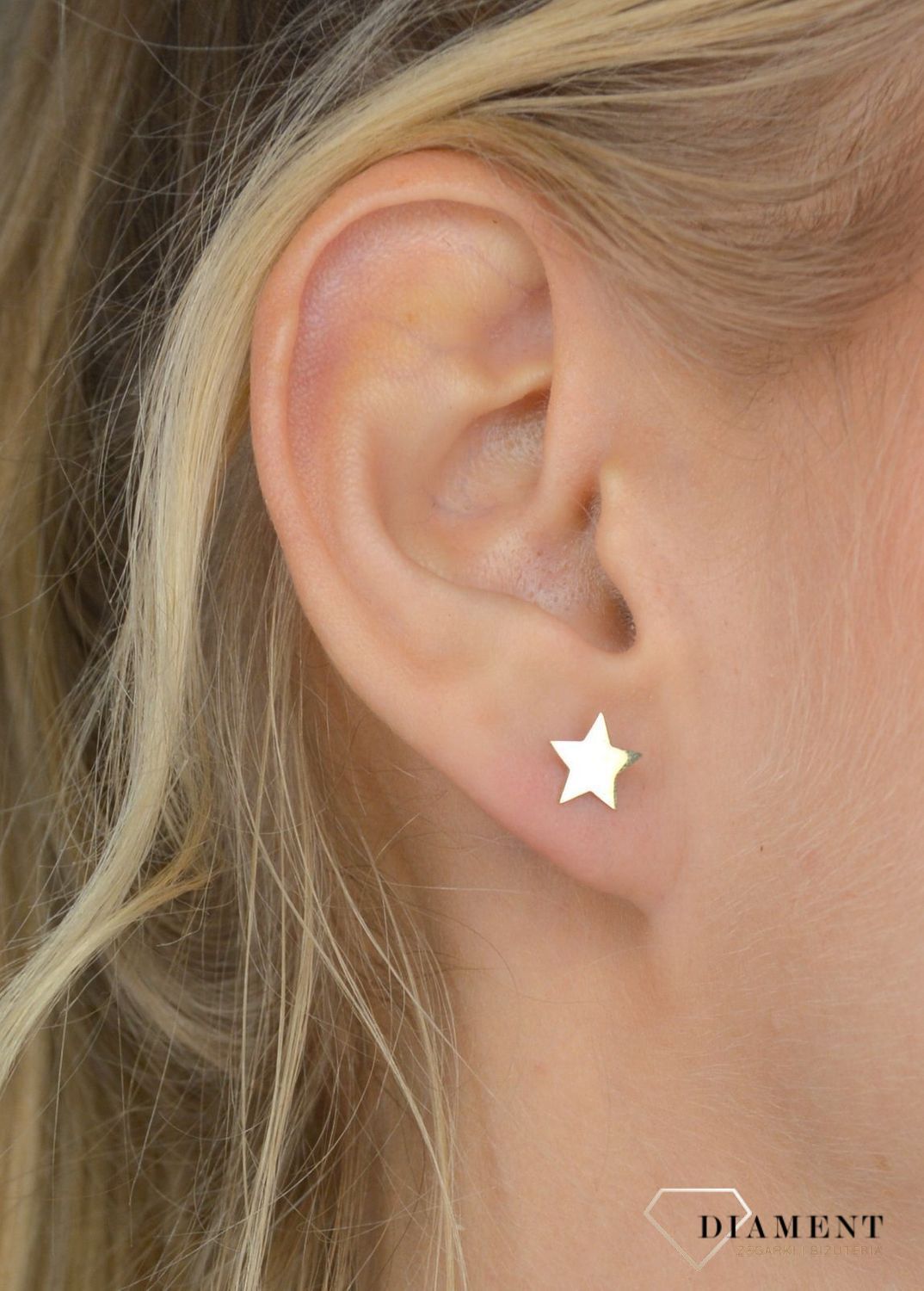 Złote kolczyki blaszki w kształcie gwiazdki OPK000000-018.jpg