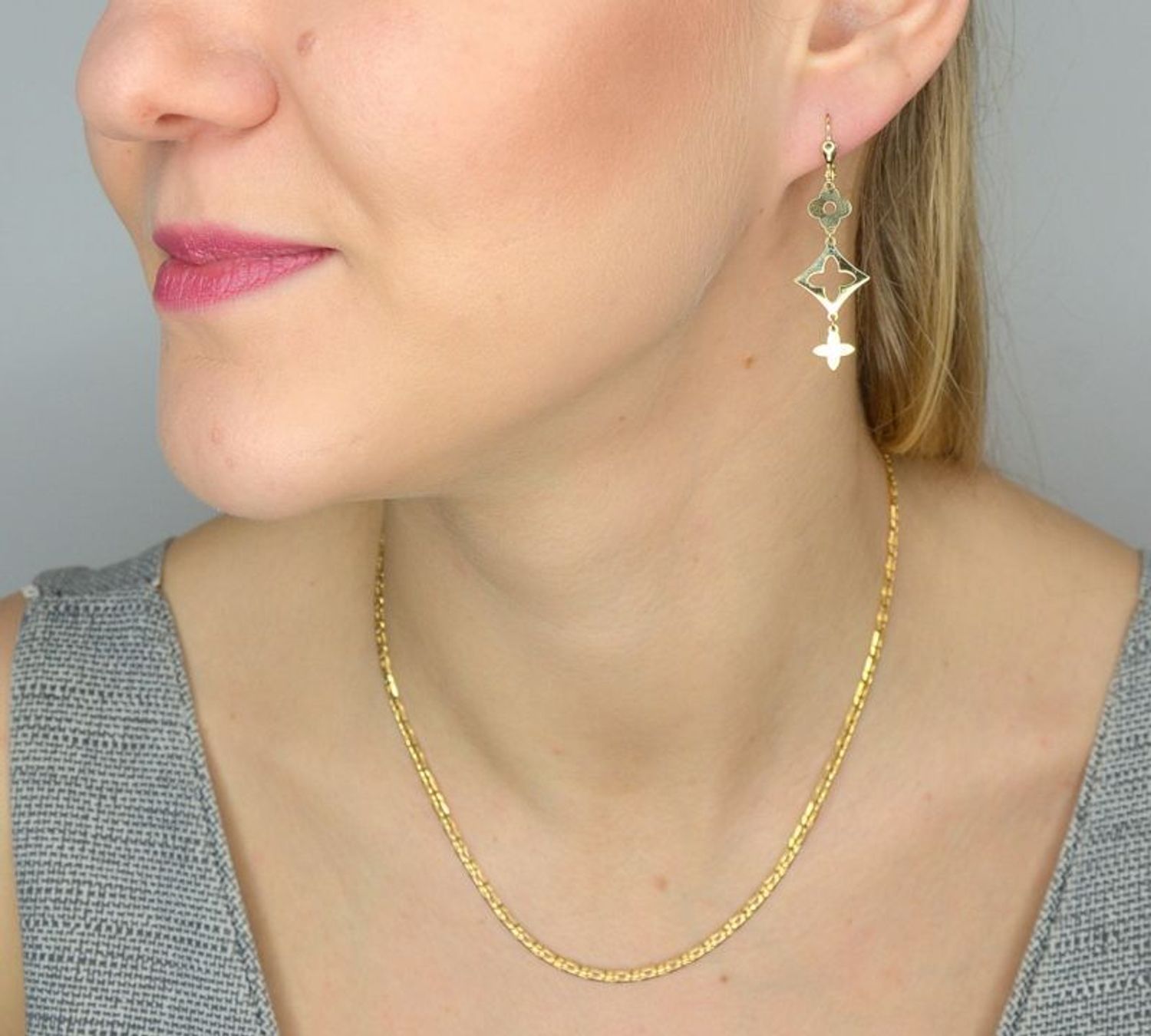 Złote kolczyki 585 wiszące potrójne kwiatki OPK000000-305.jpg