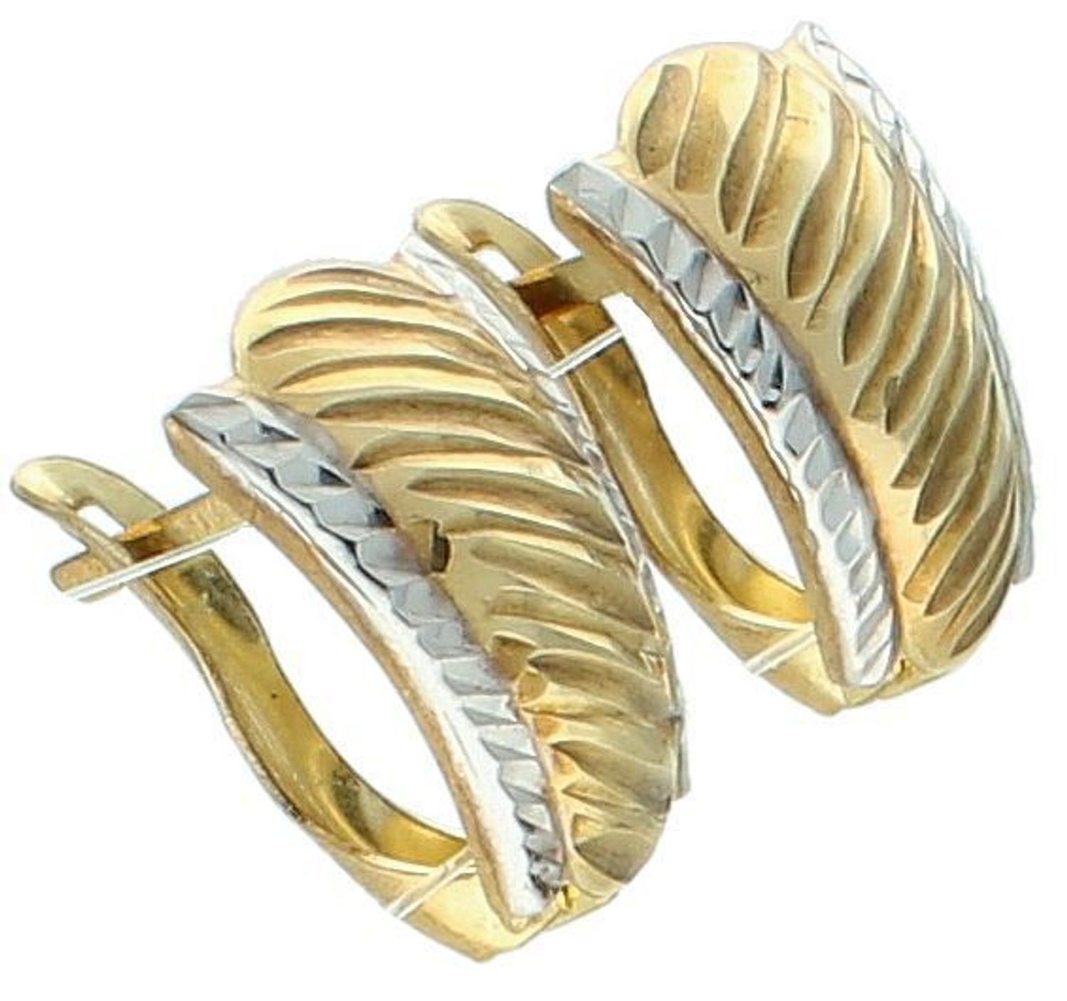 Kolczyki złote zap.ang. grawerowane pr 333, OPK000000-412 Kolczyki złote, wykonane z wysokiej jakości złota próby 333, to subtelna i elegancka biżuteria, która z pewnością doda 1.jpg