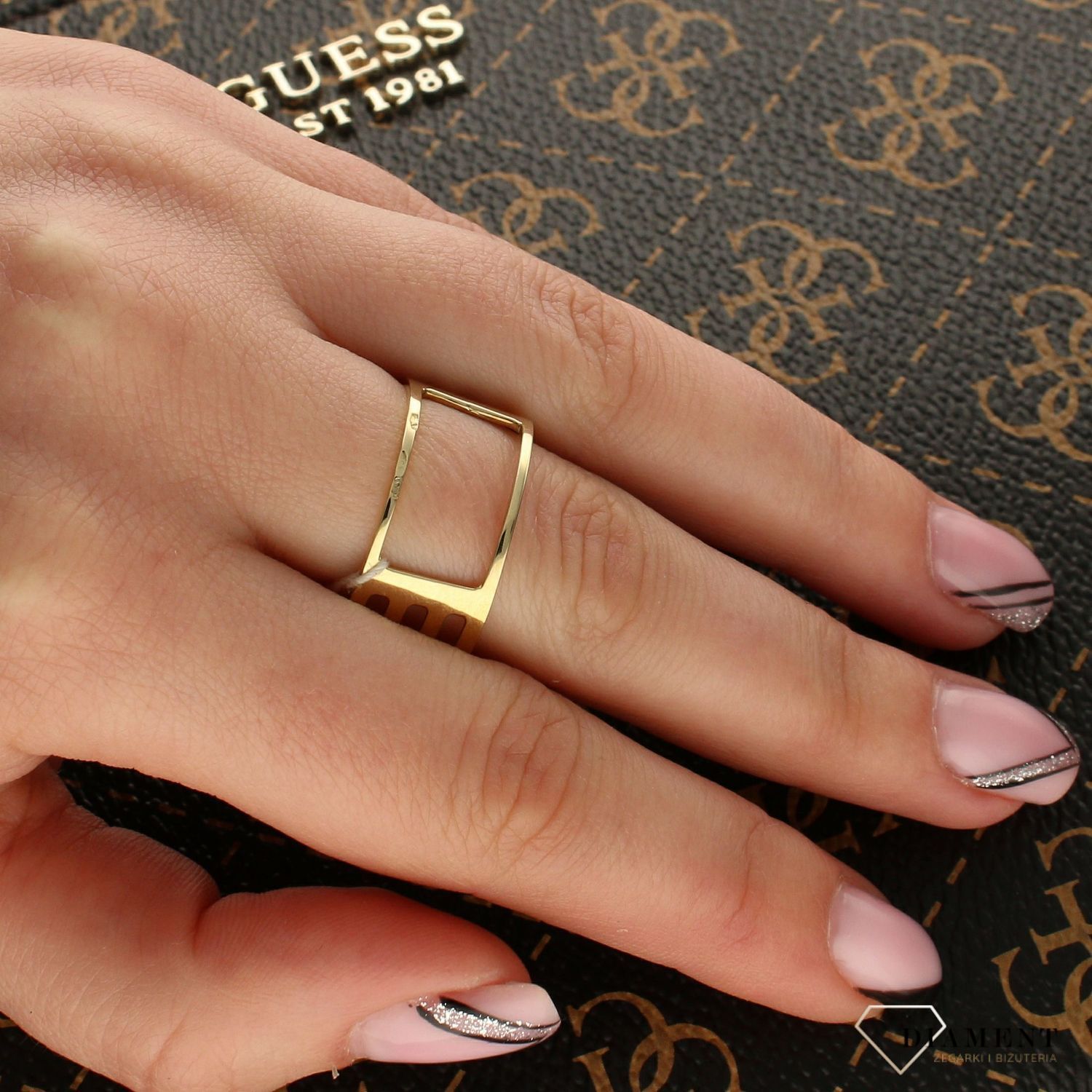 Złoty pierścionek 'Drzewko szczęścia' OPP000000-400 (1).jpg