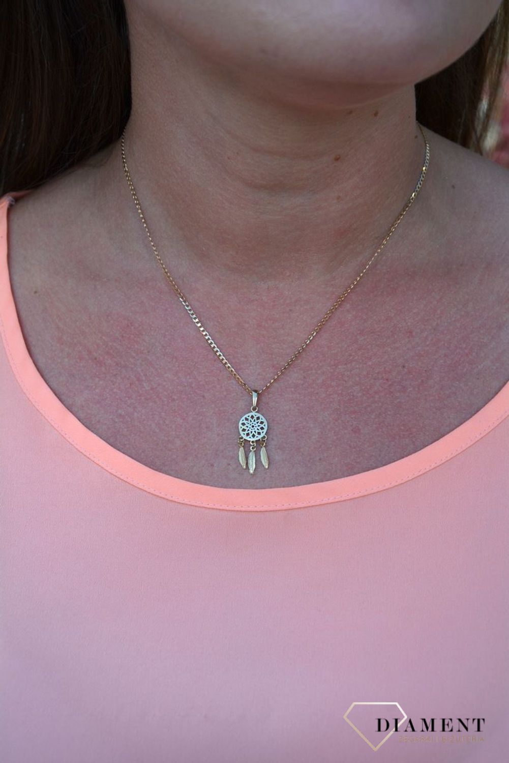 Zawieszka łapacz snów próby 333 OPZ000000-093. Zawieszka złota łapacz snów to wyjątkowa biżuteria w stylu boho, sprawdzi się jako prezent dla młodych kobiet, którym bliskie jest znaczenie tego naszyjnika..jpg