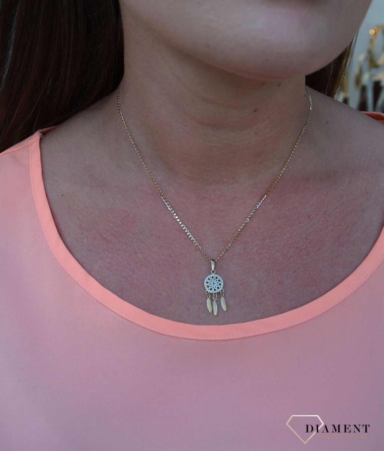 Zawieszka łapacz snów próby 333 OPZ000000-093. Zawieszka złota łapacz snów to wyjątkowa biżuteria w stylu boho, sprawdzi się jako prezent dla młodych kobiet, którym bliskie jest znaczenie tego naszyjnika..jpg