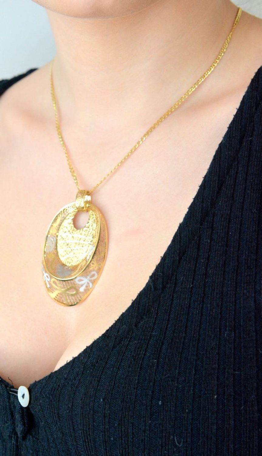 Duża zawieszka złota duży ażurowy owal w kokardki 585 OPZ000000-248 Duża zawieszka złota. Pokaźna złota biżuteria. Zawieszki złote. Prezent dla kobiety. Złota biżuteria. 1.jpg