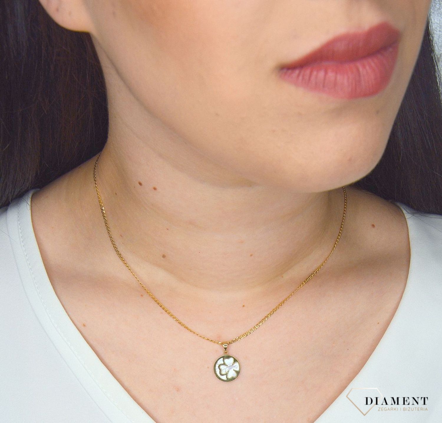 Złota zawieszka 585 koniczynka w kółku masa perłowa OPZ000000-325.jpg