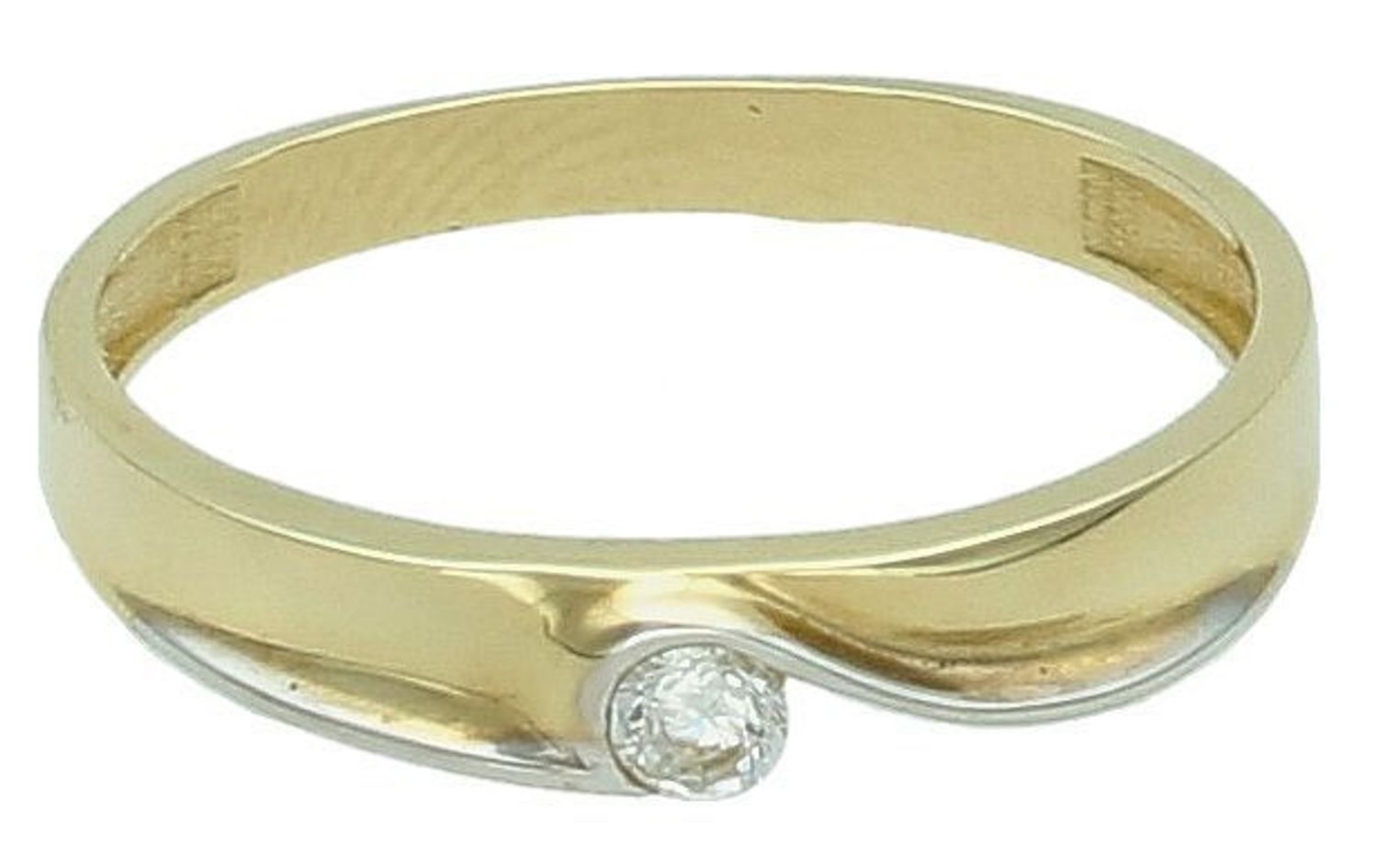 Pierścionek zaręczynowy złoty 585 z cyrkonią OUP000000-022  to złoty damski pierścionek wykonany z wysokiej próby żółtego złota 585. Idealna biała cyrkonia we 2.jpg