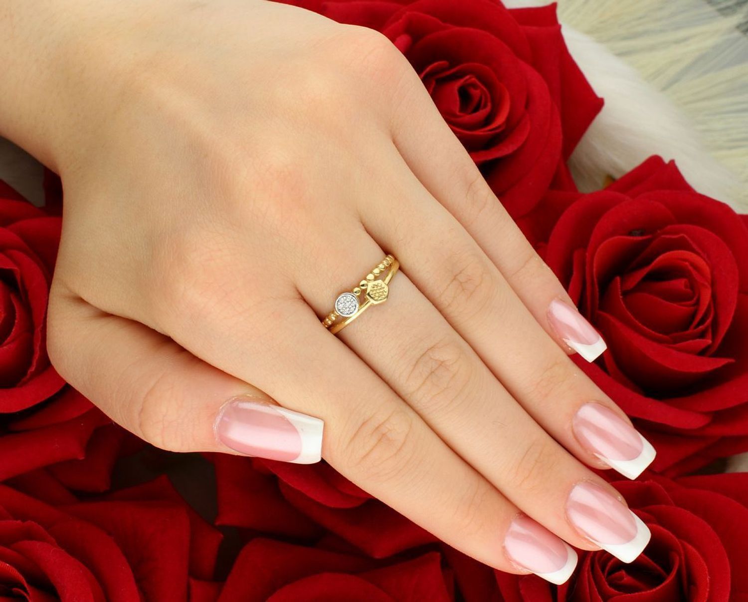 Złoty pierścionek damski z cyrkoniami – model podwójny, próba 585  Rozmiar 17.jpg