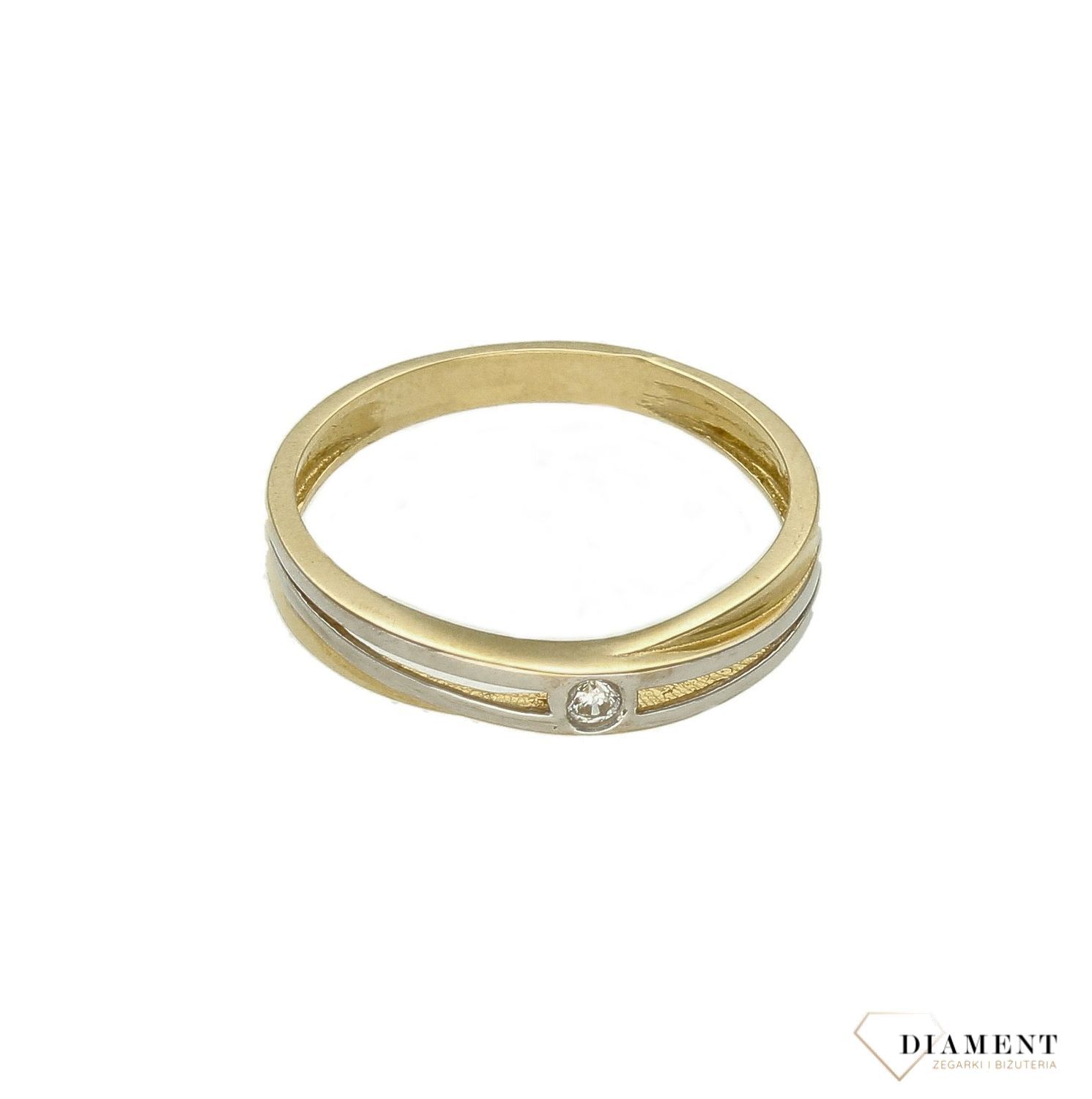 Złoty pierścionek damski 'Płaska cyrkonia' 585OUP000000-074.  Klasyczny pierścionek. Pierścionek zaręczynowy. Pierścionek złoty.jpg
