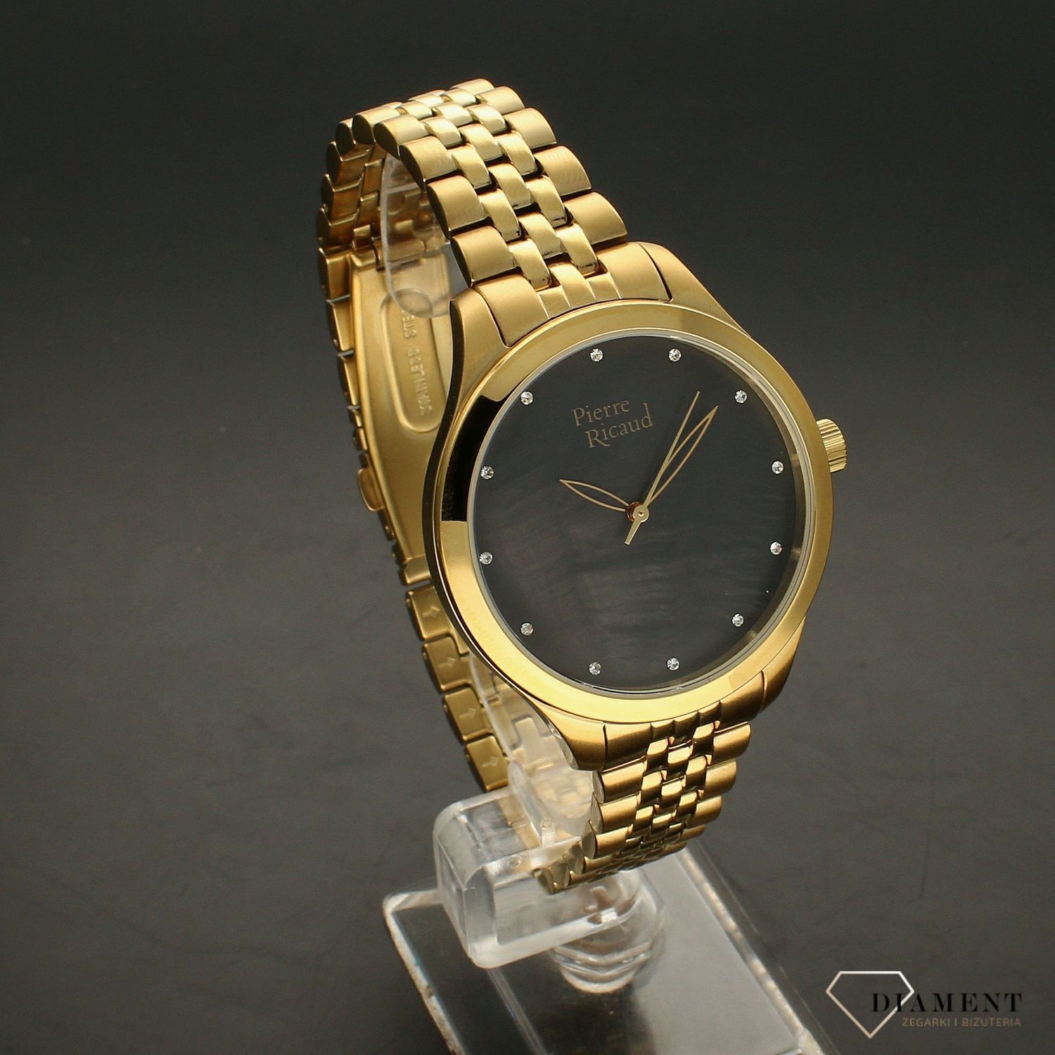 Zegarek damski Pierre Ricaud P22063.114EQ wyposażony jest w kwarcowy mechanizm, zasilany za pomocą baterii. Posiada bardzo wysoką dokładność mierzenia czasu.webp