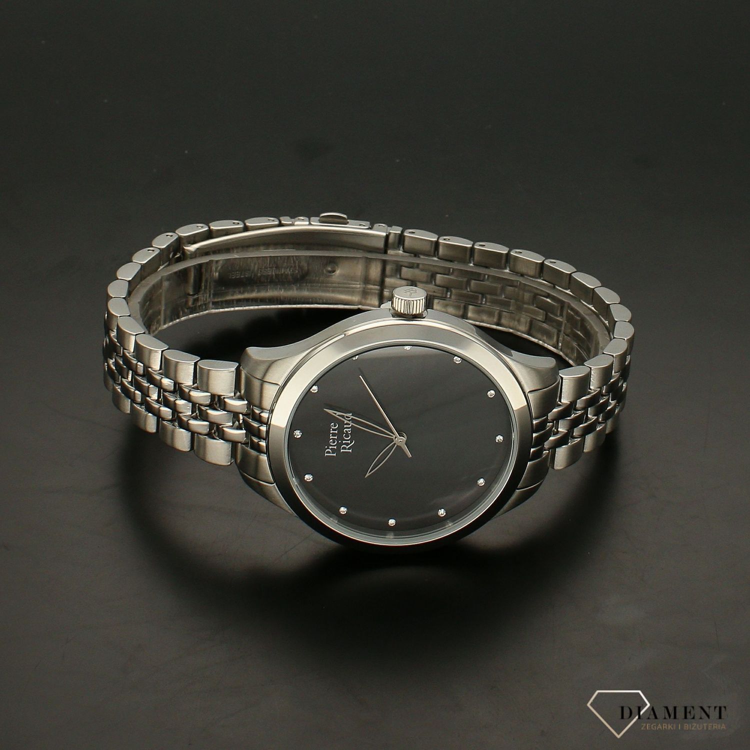 Zegarek damski Pierre Ricaud P22063.514EQ wyposażony jest w kwarcowy mechanizm, zasilany za pomocą baterii. Posiada bardzo wysoką dokładność mierzenia czasu..webp