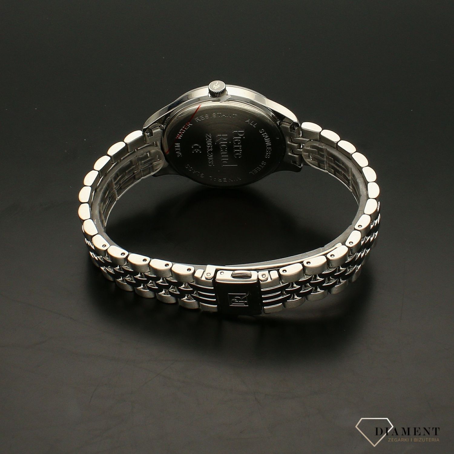 Zegarek damski Pierre Ricaud P22063.514EQ wyposażony jest w kwarcowy mechanizm, zasilany za pomocą baterii. Posiada bardzo wysoką dokładność mierzenia czasu..webp