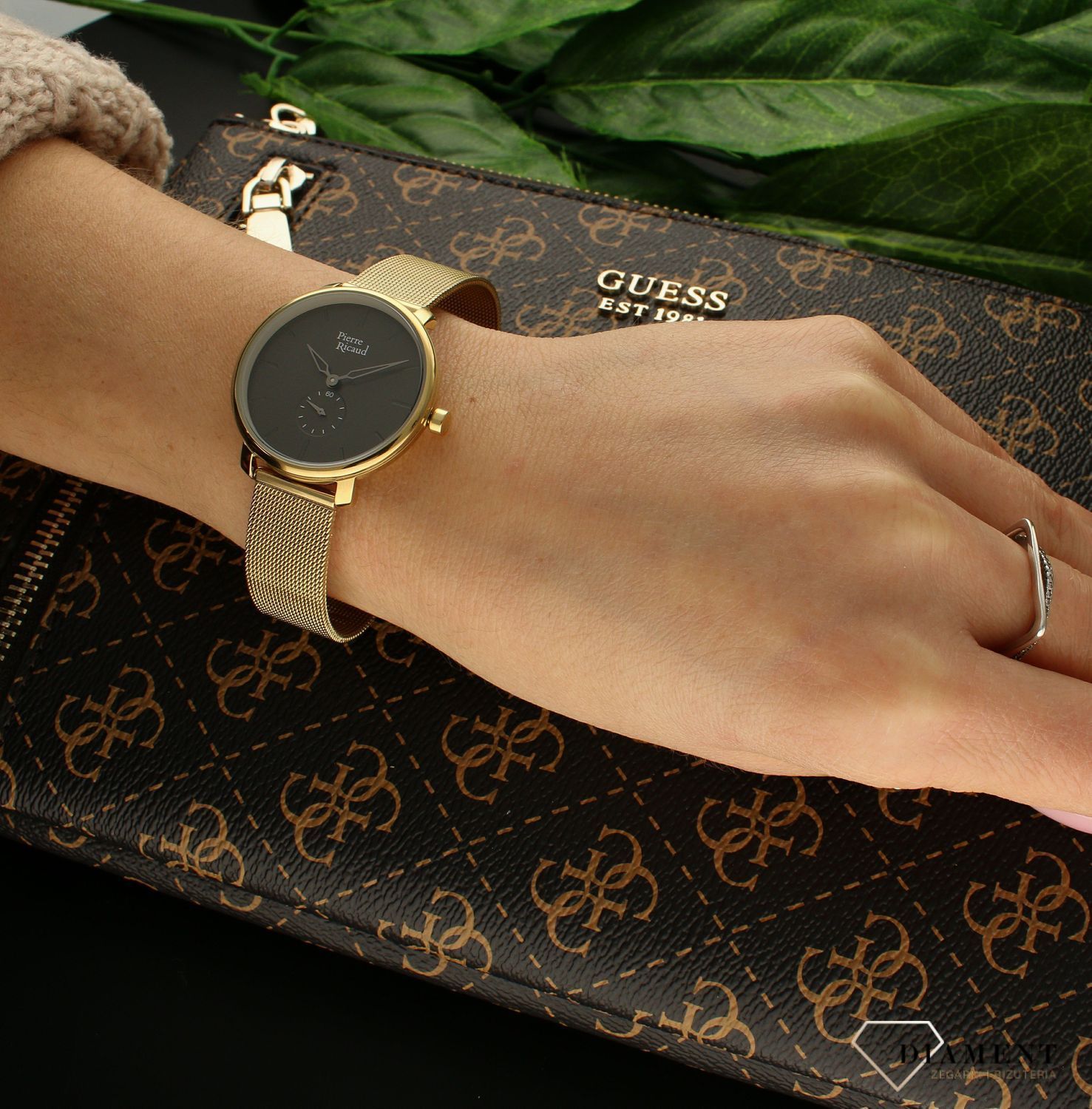 Zegarek złoty damski na bransoletce Pierre Ricaud Grafitowe marzenie P22168.1116Q. Klasyczny zegarek. Prosty zegarek. Doskonały zegarek na prezent dla kobiety. Kobiecy zegarek..jpg