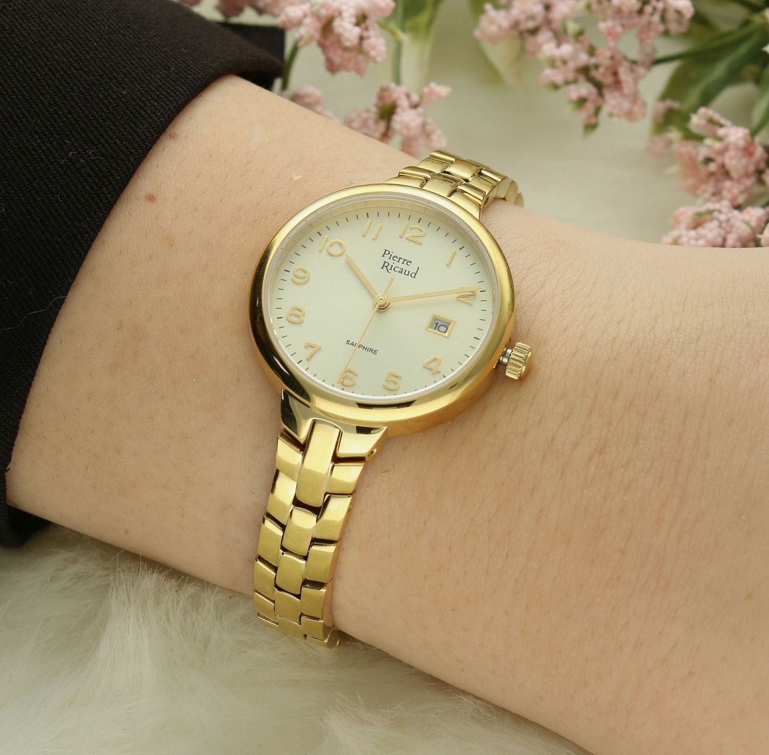 Zegarek damski PIERRE RICAUD P23007.1121Q  wyposażony jest w kwarcowy mechanizm, zasilany za pomocą baterii. Posiada bardzo wysoką dokładność mierzenia czasu 1.jpg