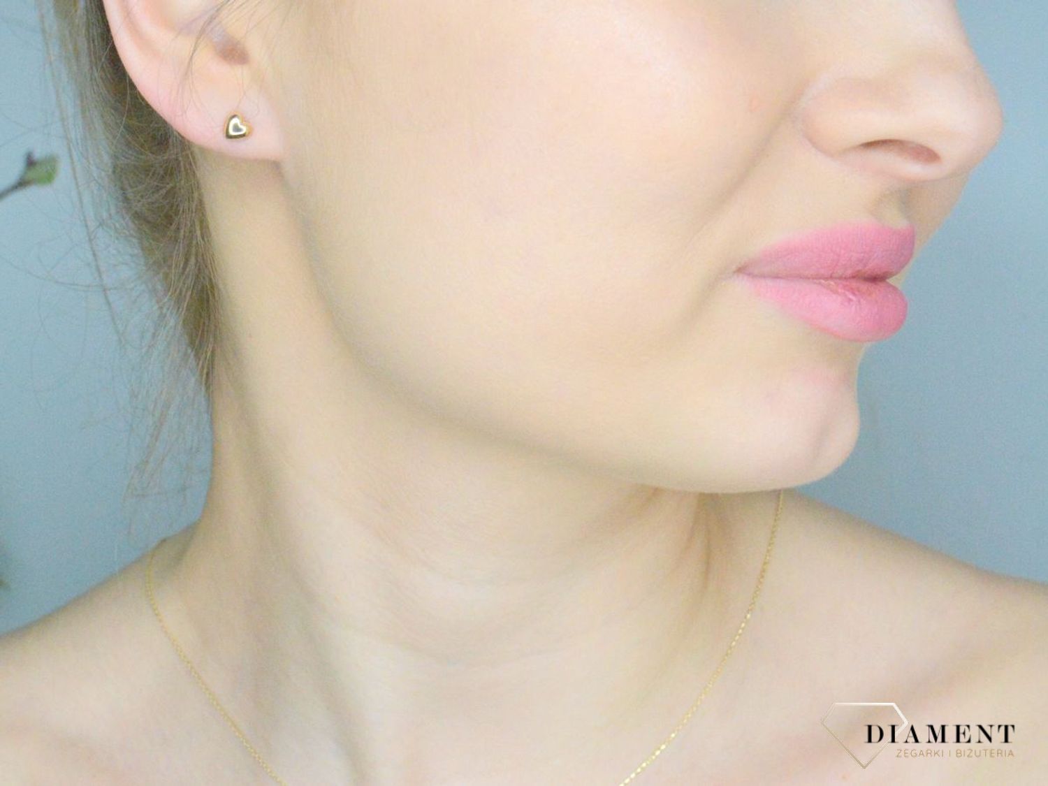 Złote kolczyki damskie 585 serduszka na sztyft P29C-2495. Złote kolczyki damskie. Kolczyki złote wkrętki. Kolczyki delikatne złote wkrętki. Kolczyki złote serduszka. Złote kolczyki wkrętki dla dziewczynki. Kolczyki złote na szt.jpg