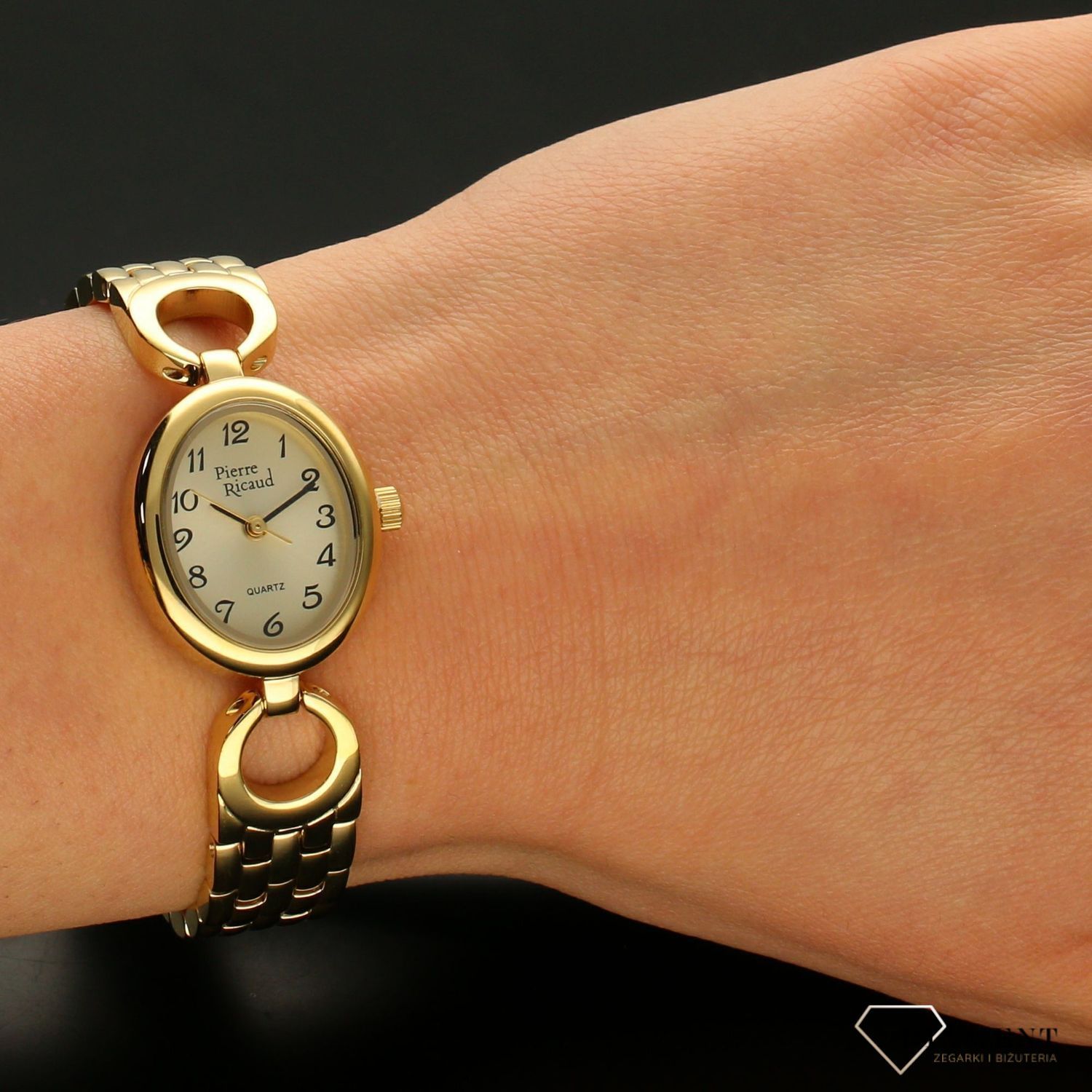 Zegarek damski Pierre Ricaud  P3104.1121Q na złotej bransolecie.jpg
