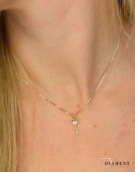 Zawieszka złota DIAMENT diamenty 'Klucz do serca' 0660077217. Nie ma bardziej eleganckiego i klasycznego połączenia niż złoto i brylanty (8).JPG