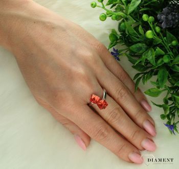 Srebrny pierścionek damski 925 Swarovski Elements kryształki rozmiar 13 P4841PO. Srebrny pierścionek damski. Srebrny pierścionek z kryształkami. Pierścionek srebrny dla kobiety, Pierścionek srebrny na prezent (1).jpg