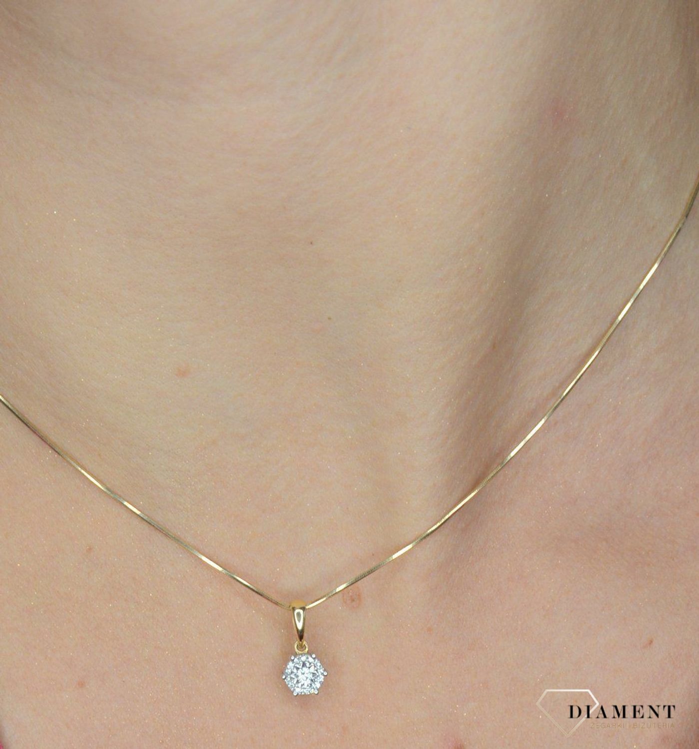 Zawieszka złota z brylantami 0660062908.jpg
