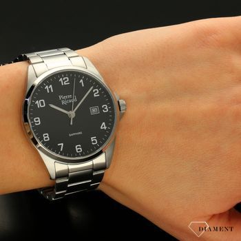 Zegarek mski na bransolecie z czarna tarczą i czytelnym cyferblatem P60022 (5).jpg