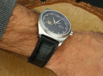 Zegarek męski Pierre Ricaud P60052.5265A – automatyczny mechanizm z 24 kamieniami, srebrna koperta ze stali nierdzewnej, niebieska tarcza open-heart, szafirowe szkło3.jpg