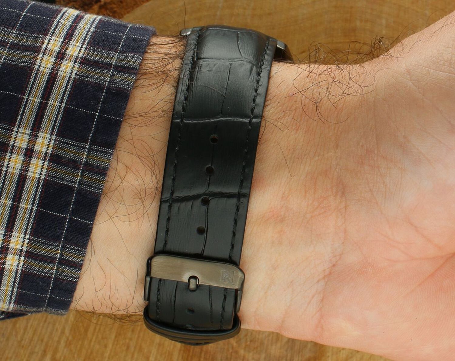 Pierre Ricaud P60052.S2R6A – elegancki zegarek automatyczny z czarną kopertą PVD, szarą tarczą i paskiem ze skóry naturalnej. Szafirowe szkło, stop sekunda, gwarancja 2 lata.1.jpg