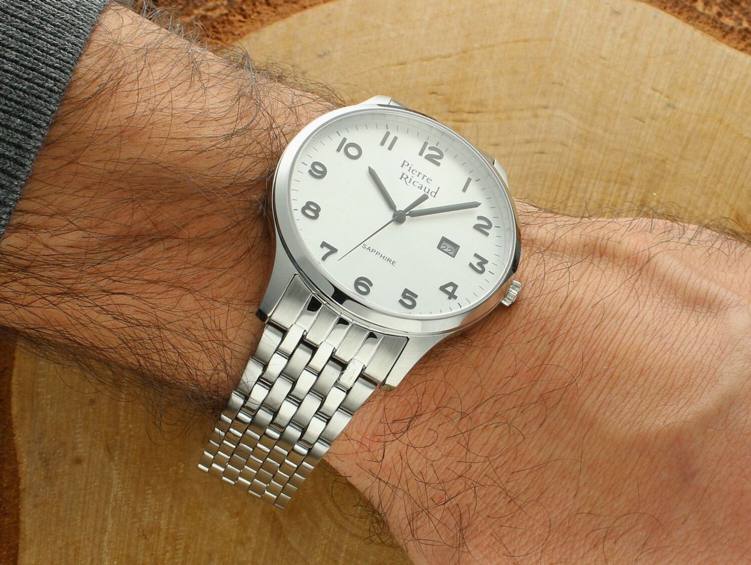 Męski zegarek Pierre Ricaud P60056.5123Q Classic to połączenie elegancji i funkcjonalności. Srebrna tarcza, szkło szafirowe, mechanizm C01.211 i stalowa bransoleta tworzą wyjątkowy model1.jpg