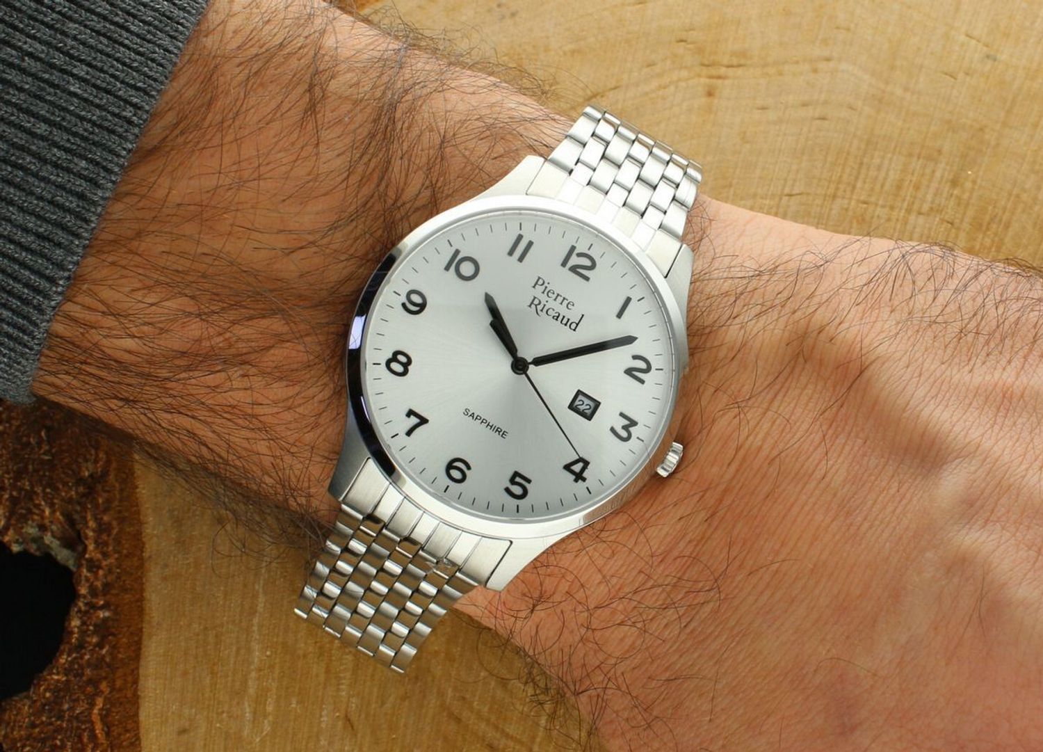 Męski zegarek Pierre Ricaud P60056.5123Q Classic to połączenie elegancji i funkcjonalności. Srebrna tarcza, szkło szafirowe, mechanizm C01.211 i stalowa bransoleta tworzą wyjątkowy model1.jpg