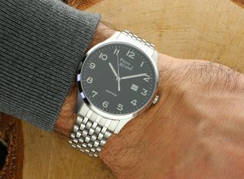 Zegarek męski Pierre Ricaud P60056.5124Q – elegancki model ze stalową kopertą i bransoletą, czarną tarczą, szafirowym szkłem i mechanizmem kwarcowym. Datownik i wodoszczelność 5 ATM. Idealny 2.jpg