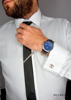 Zegarek męski Pierre Ricaud P91086.5255Q. Zegarek męski z okrągłą kopertą wykonaną ze stali z niebieską tarczą zegarka i srebrnymi indeksami.  (6).JPG