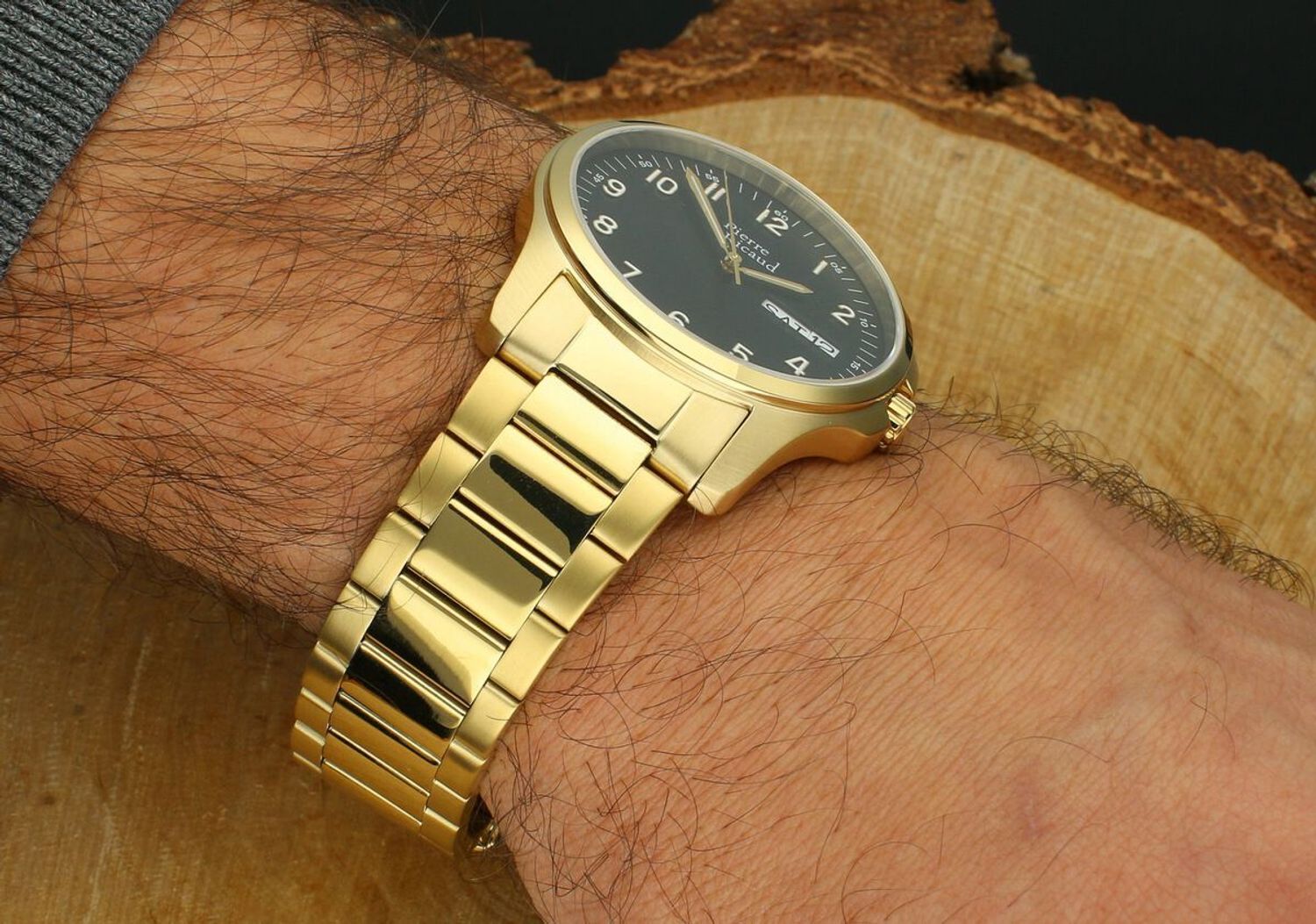 Zegarek męski Pierre Ricaud P91105.1124Q Gent Watch Classic – elegancki model w złotej powłoce PVD z czarną tarczą, szafirowym szkłem i mechanizmem Citizen Miyota 2405.1.jpg