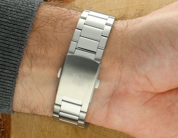 Odkryj męski zegarek Pierre Ricaud P91105.5125Q Gent Watch Classic – elegancję w codziennym wydaniu. Granatowa tarcza, stalowa bransoleta, precyzyjny mechanizm Citizen Miyota i funkcjonalny 5.jpg